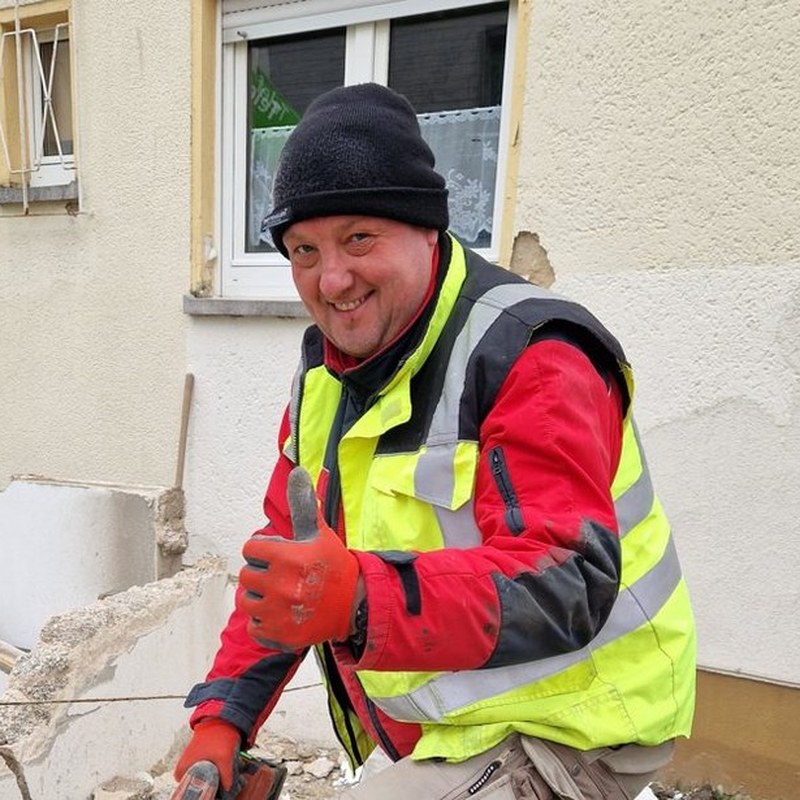 Rafal Warchol, Bauhelfer